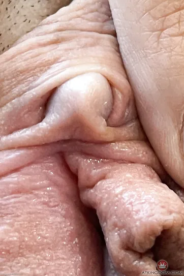 Que buceta deliciosa essa enfermeira colombiana tem.