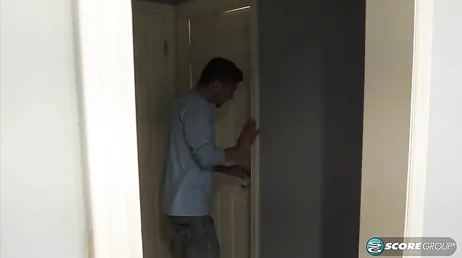 Ich wollte duschen.., Mama wartet schon nackt auf mich...!!