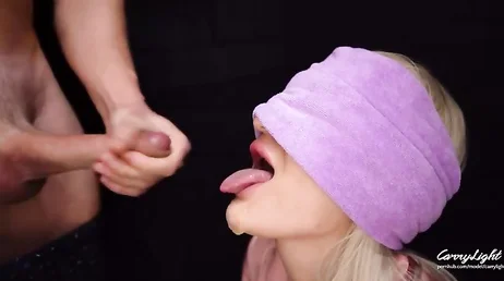 Je ne sais pas ce qu'il a mis dans ma bouche mais c'est vraiment bon...