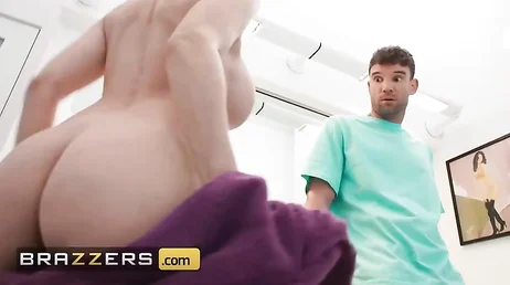 Viu, não estou te enganando, mãe? Eu disse que tenho um grandão.