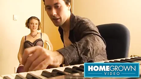 Por qué me pondrán tan cachoda los jodidos músicos ..?