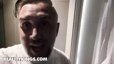 Lo tengo ya claro, mi hijastra es mucho más zorra que su madre