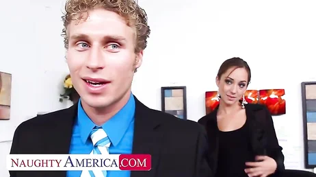 Por fin tengo un empleado que sabe como follar bien un coño