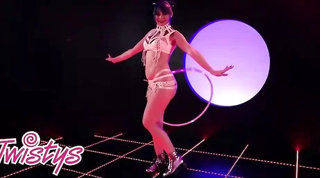 Ella es Jewelz Blu y se masturba en directo, chat de sexo gratis