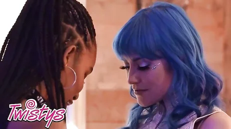 Que coño más rico tiene mi amiga, me lo voy a comer entero