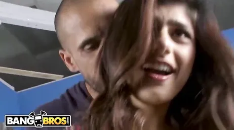 Recordando las tetazas y el vicio de la maravillosa Mia Khalifa