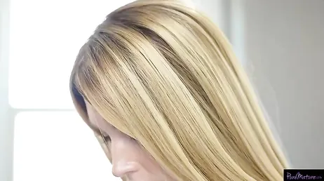 Mi cuñado sabe como comerle el coño y el culo a una mujer !!