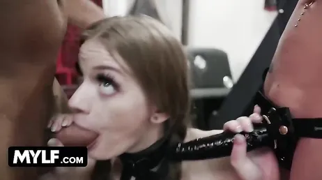 Doble penetración fuerte de verdad para la sumisa Erin Everheart