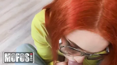 Es la primera vez que mi novia me deja metérsela, que rica está