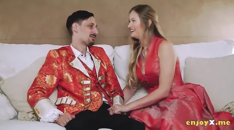 Famosa pareja rusa del mundo del porno grabando una escena caliente