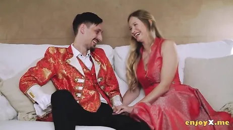 Famosa pareja rusa del mundo del porno grabando una escena caliente