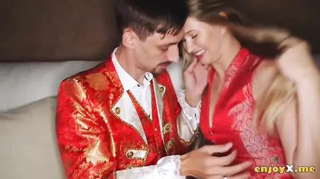 Famosa pareja rusa del mundo del porno grabando una escena caliente