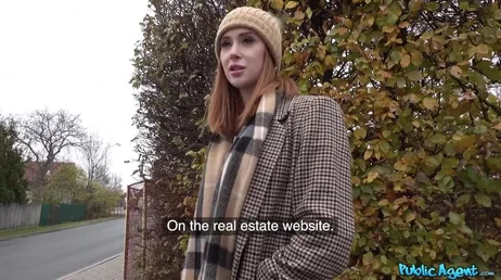 Guapa pelirroja de la calle se deja seducir por un desconocido ... qué morbo!