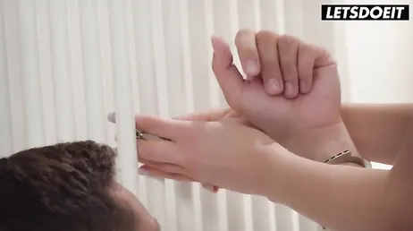 Que gorda la tiene el hijio puta, que impresión cuando me la mete