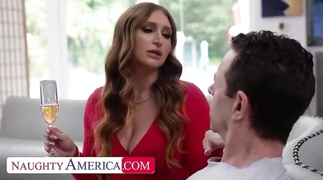 Mi cuñado me acaba de meter la última follada de 2025, que polla tiene !!