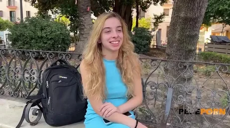 La modella spagnola Irina Love si sta divertendo un mondo a questo casting porno.