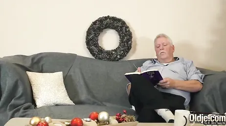 Mi abuelo no se espera la sorpresa que tengo para él, le va a encantar !!