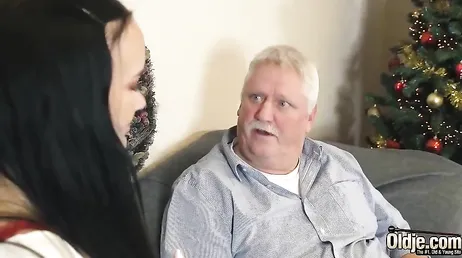 Mi abuelo no se espera la sorpresa que tengo para él, le va a encantar !!