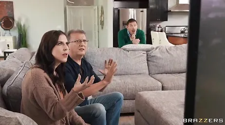 No se como tú mujer no se ha dado cuenta aún de lo cerdo que eres joder