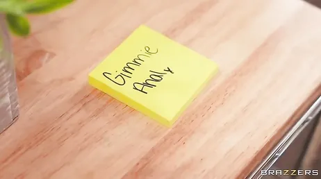 No se como tú mujer no se ha dado cuenta aún de lo cerdo que eres joder