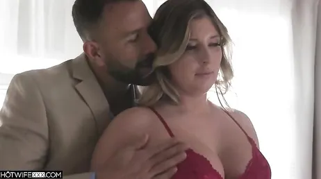 Seguro que a la gordita le van a meter una maravillosa doble penetración