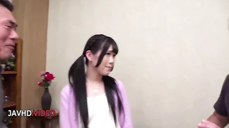 Mas o que você está fazendo, querida Nako Nishino? Aquele homem é casado!