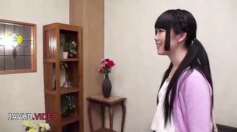 Mas o que você está fazendo, querida Nako Nishino? Aquele homem é casado!