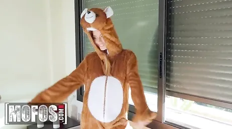 Jordi El Niño Polla ist gerade ohne die Erlaubnis der Italienerin in ihr ejakuliert.