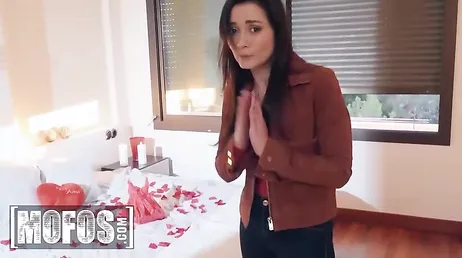 Jordi El Niño Polla ist gerade ohne die Erlaubnis der Italienerin in ihr ejakuliert.