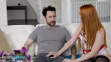 Tremendo el pedazo de culo que se le ha puesto a la puta de mi cuñada !!