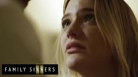 Kenna James olvida a su novio teniendo sexo duro con su padrastro