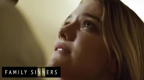 Kenna James olvida a su novio teniendo sexo duro con su padrastro