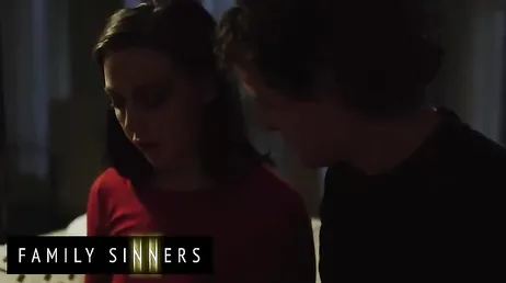 Menuda mamada me está haciendo y además, mirar que coñito tiene joder ...