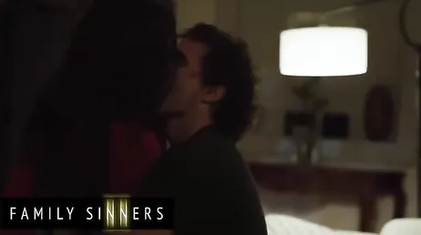 Menuda mamada me está haciendo y además, mirar que coñito tiene joder ...