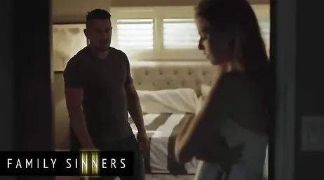 Lo está pasando mal, creo que ha pillado a su marido follando con otra