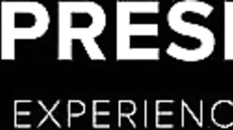 Lo que daríamos muchos por poder comernos el coño de la MILF Spencer Scott