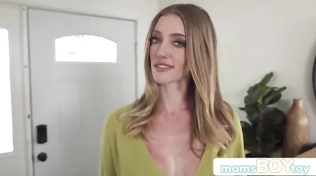 Dopo aver scopato mia figlia, ora dovrai scopare anche il mio giovane uomo.