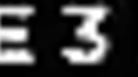 Grabo como a mi mujer se la follan tres enormes negros, ella está encantada