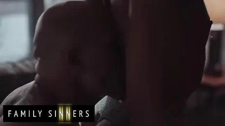 Antes de irme a casa el marido de mi mejor amiga me penetra y se corre dentro