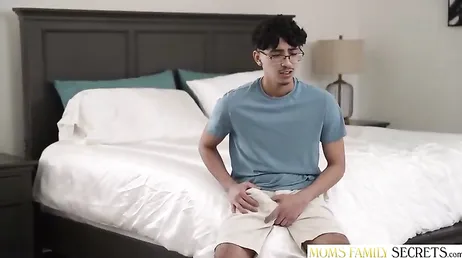 La madre o la hija, quien me la chupará primero? menudas dos zorras