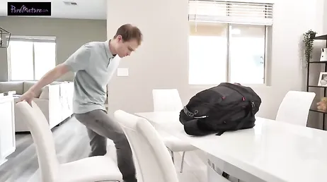 Mamá aún duerme .., mirar que tetas para grabar porno gratis XXX