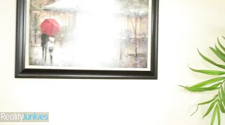 Papá no se lo creía así que se lo enseño para que vea que lo llevo depilado