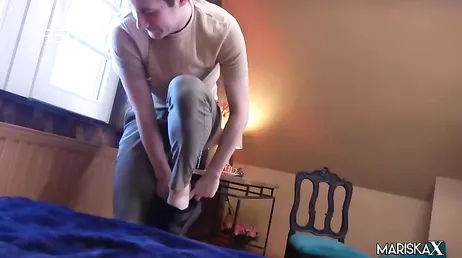 A estas amigas lesbianas les gusta grabarse para ver después sus folladas XXX