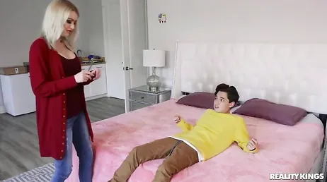 Ahora jovencito, te vas a enterar de la diferencia de follar con una madura milf