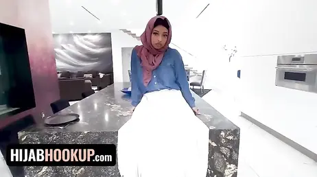 Esposa arabe con lenceria sexy mama polla sin parar y se deja follar