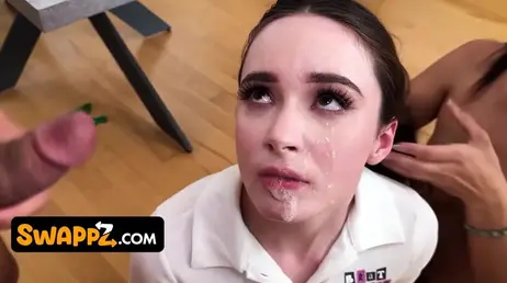 Buena compilación porno de tias adictas al semen que reciben la leche en la cara