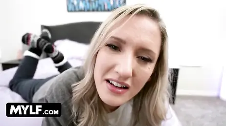 Sexo POV gratis con una rubia MILF casada que llevaba tiempo sin follar