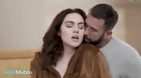 Jamás podia pensar que la vecina fuera a tener un culo tan increible