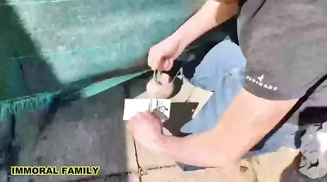 Esposa infiel muy zorra se folla al fontanero rumano: menudas ganas de rabo tenia!