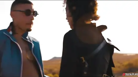 Se ponen a follar en mitad del desierto de Las Vegas ... qué morbo!! A lo Casino !!